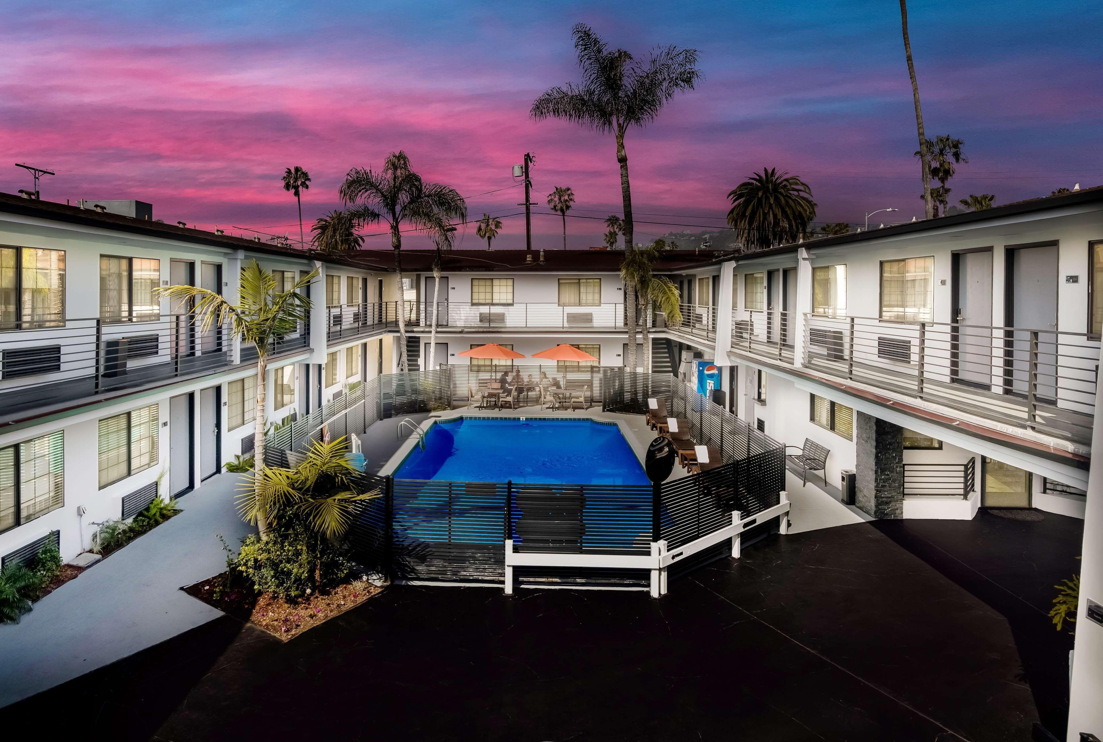 Sunset West Hotel, Surestay Collection By Best Western, Los Angeles